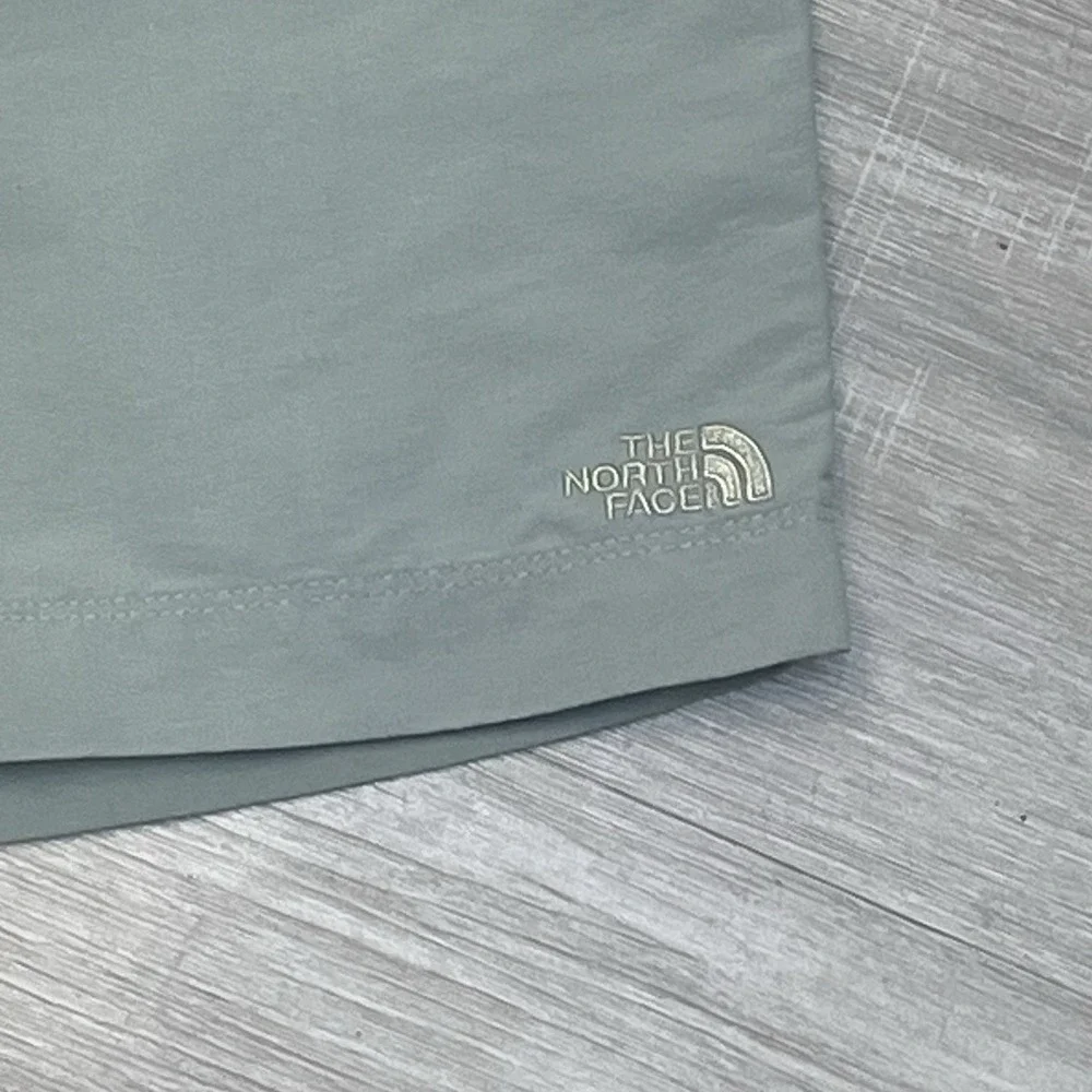 The North Face Shorts Mens 40‎ Mint Green Cargo Flat Front Outdoor Hike *Read*